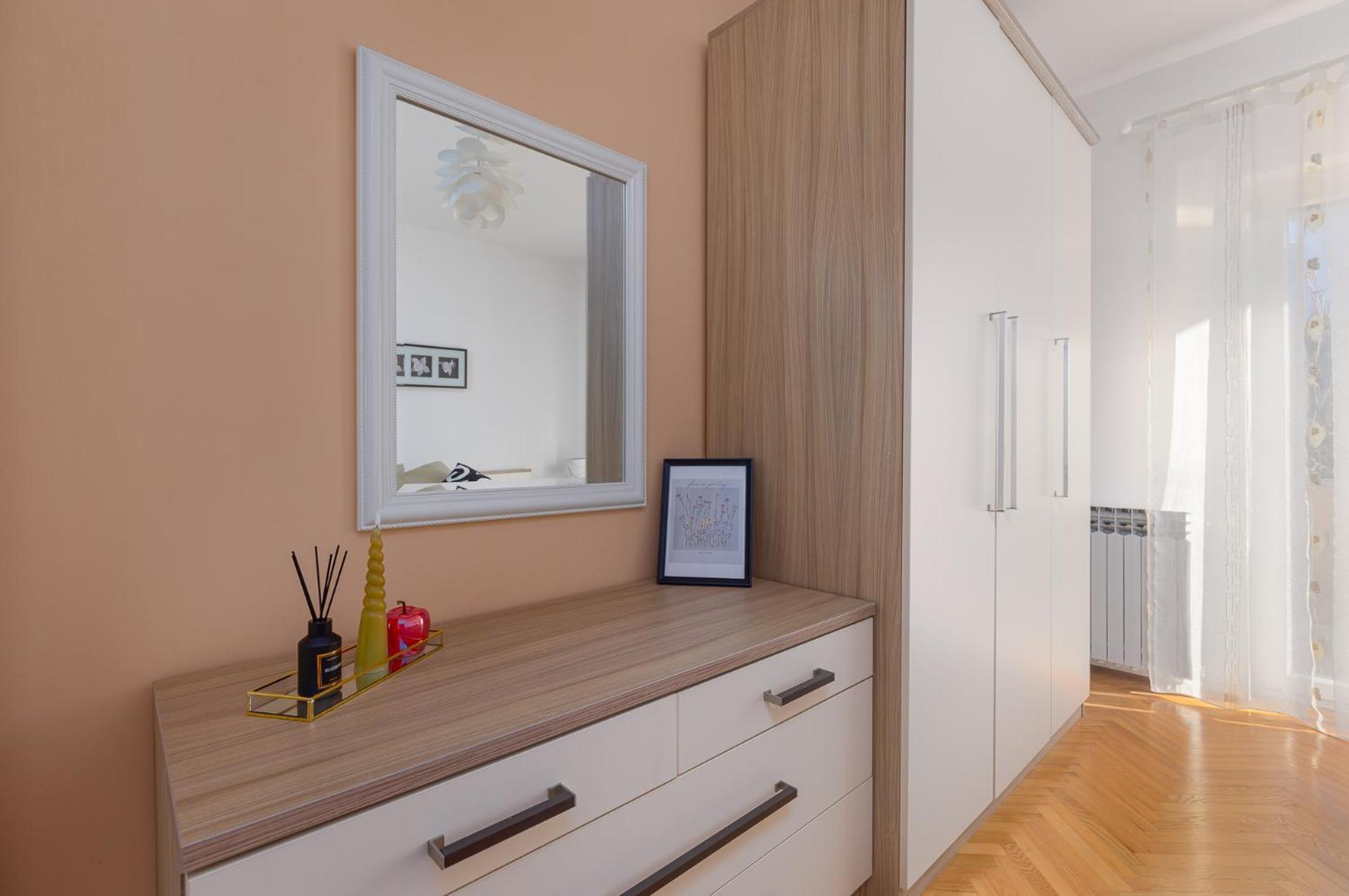 Emi Apartment โปเรช ภายนอก รูปภาพ