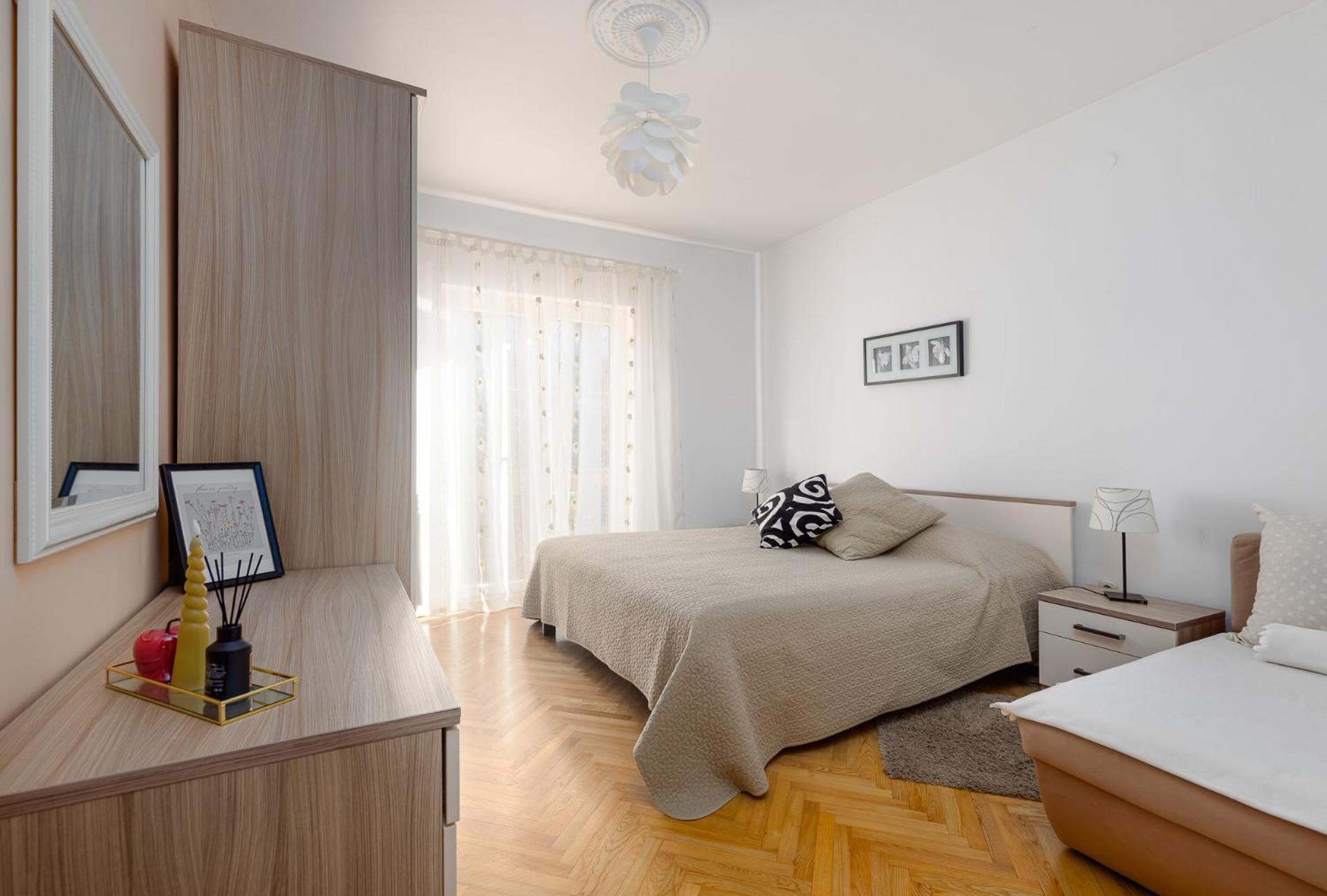 Emi Apartment โปเรช ภายนอก รูปภาพ