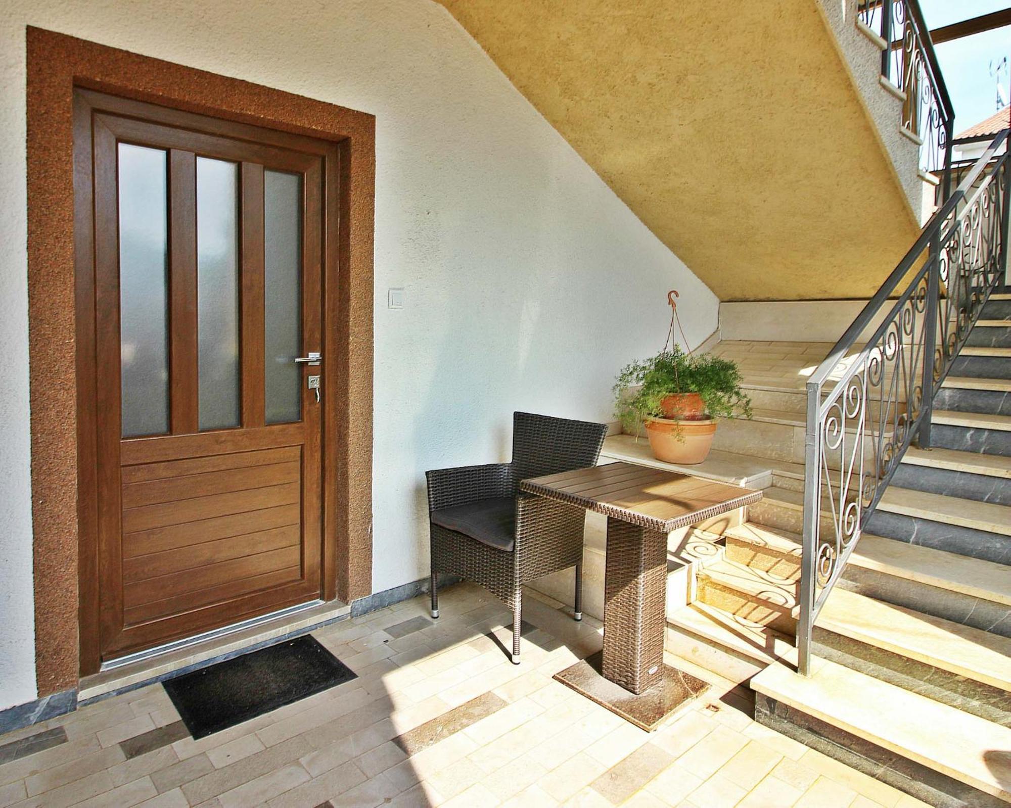 Emi Apartment โปเรช ภายนอก รูปภาพ